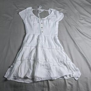 Hollister white button-front short-sleeve dress